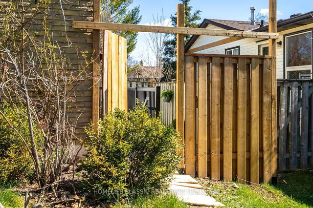 #BSMT - 583 Elliott Crescent