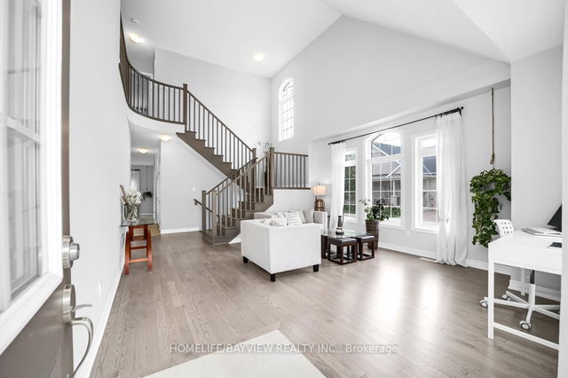 52 Bluestone Crescent