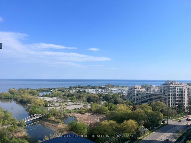 2104 - 2200 Lake Shore Boulevard W