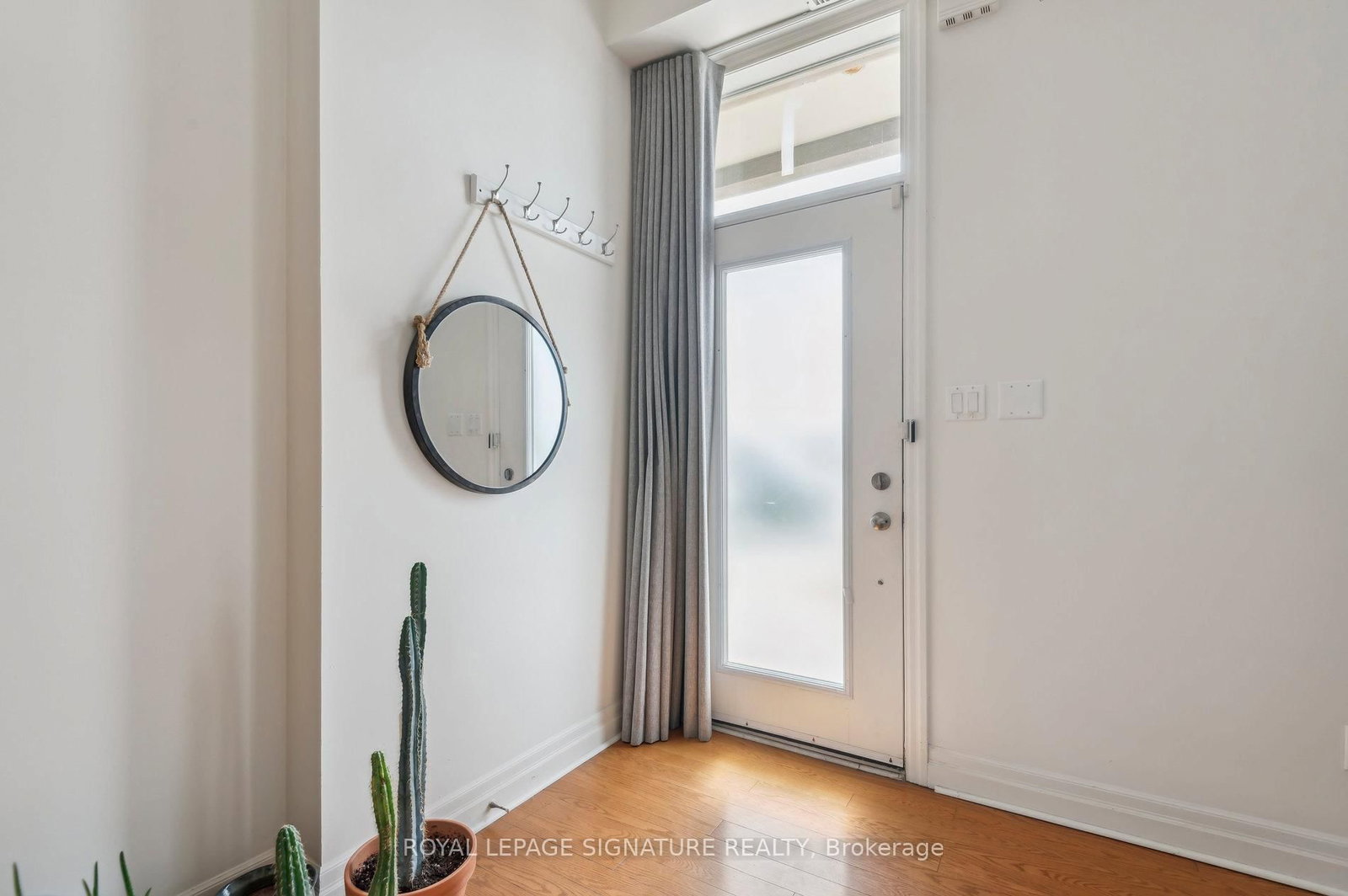 885 Lakeshore Road E, Unit 1 - Photo 36