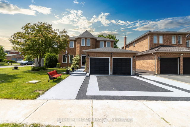 2 Brydon Crescent