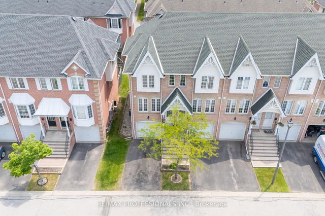 12 - 3480 Upper Middle Road