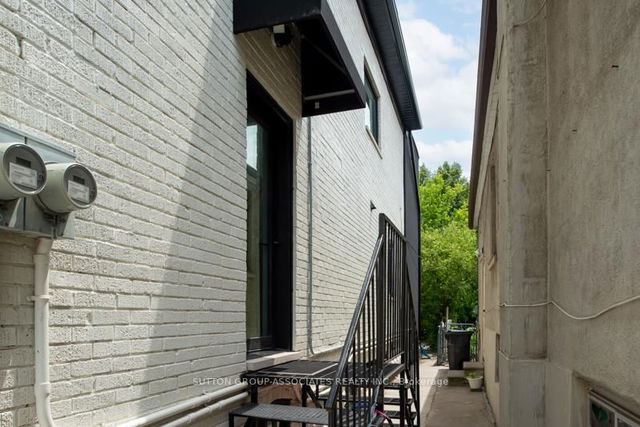 2nd Floor - 1059 Briar Hill Avenue