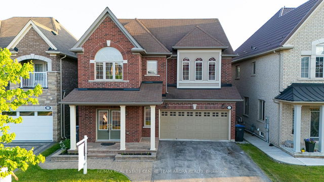 42 Arrowpoint Drive