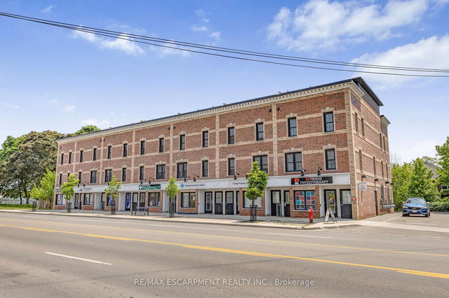 206 - 760 Lakeshore Road E