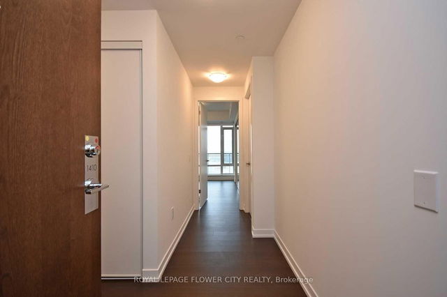 1510 - 2560 Eglinton Avenue W