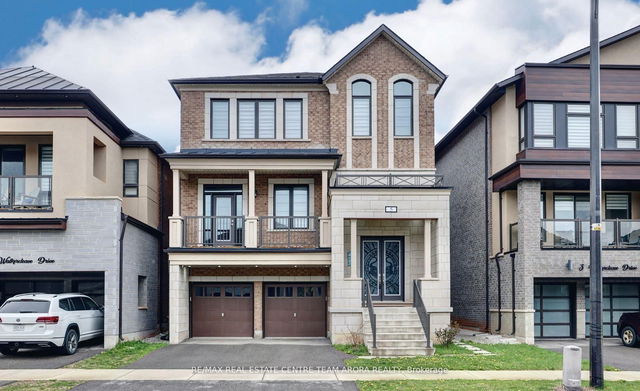 5 Walkercleave Drive