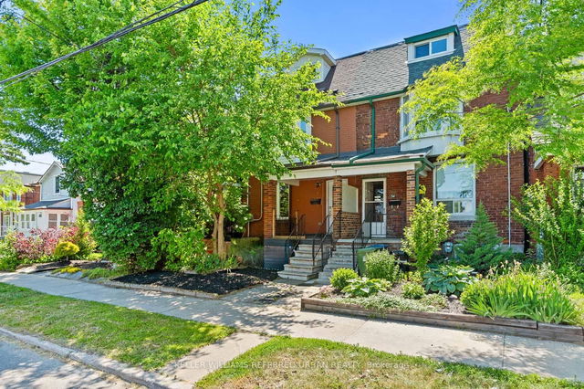 32 Castleton Avenue