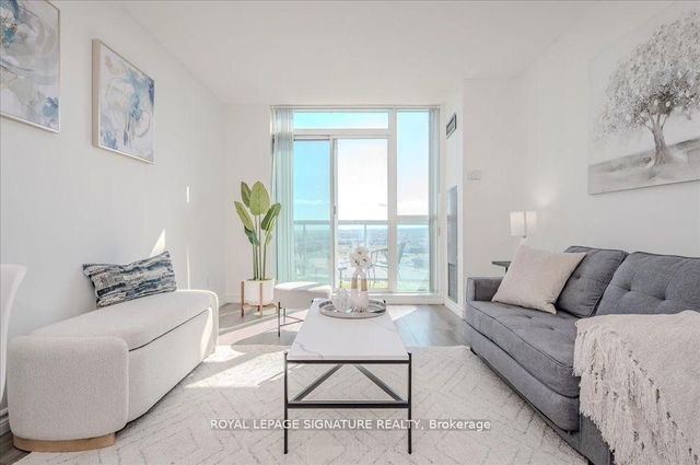PH 05 - 2545 Erin Centre Boulevard