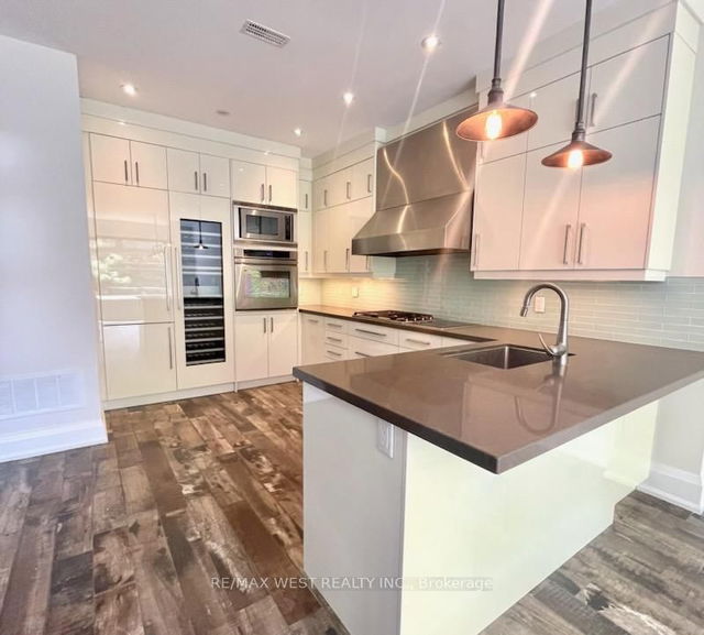 363A Roncesvalles Avenue