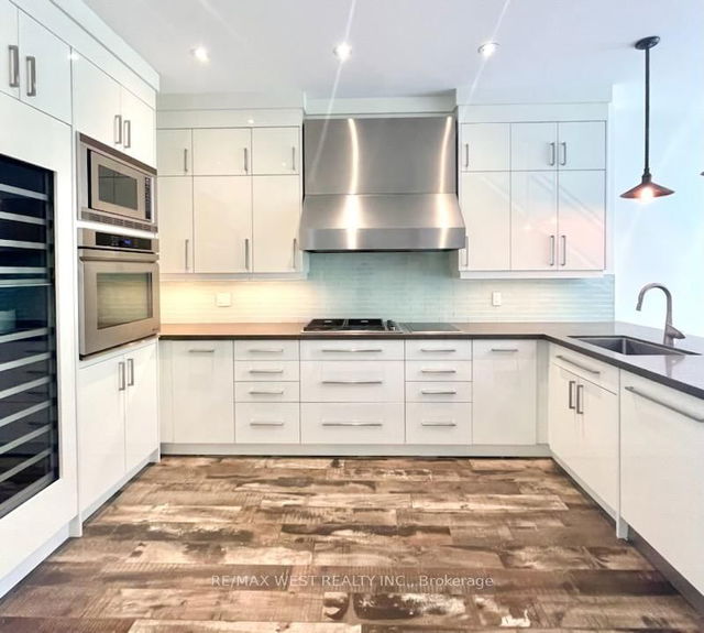 363A Roncesvalles Avenue