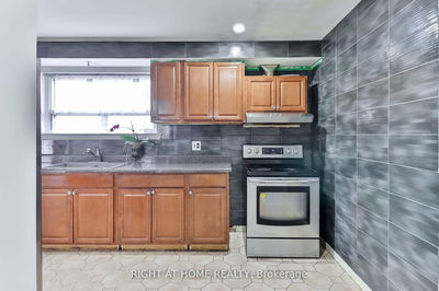 14 Midden Cres, Toronto - Willowridge-Martingrove-Richview image-0-4