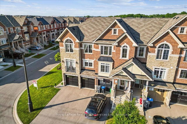 37 Rockman Crescent