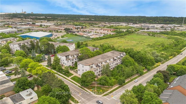 42 - 1016 Falgarwood Drive
