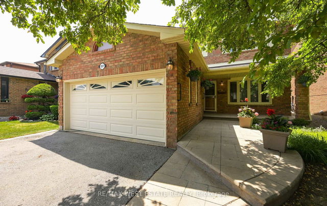 237 Vodden Street W