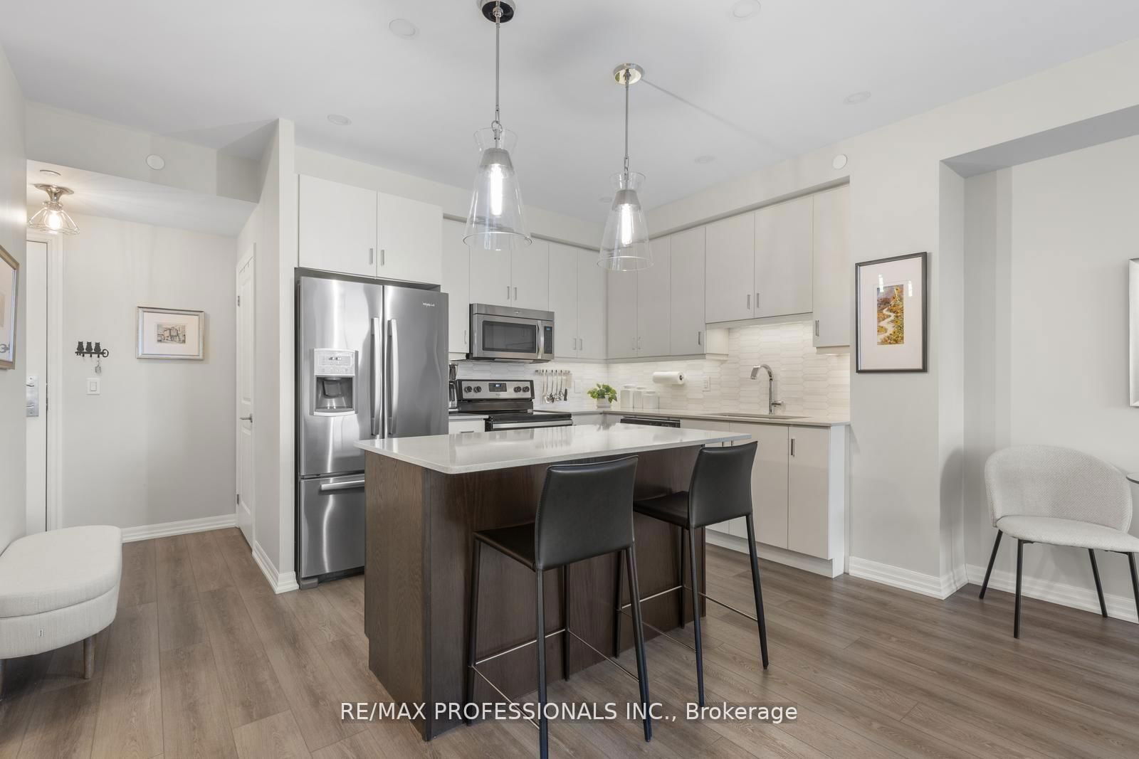 Condo for sale at 305-3563 Lake Shore Boulevard, Toronto, Long Branch, M8W 0A3 - MLS: W12227079