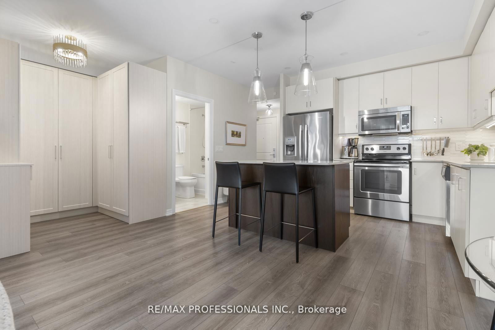 Condo for sale at 305-3563 Lake Shore Boulevard, Toronto, Long Branch, M8W 0A3 - MLS: W12227079