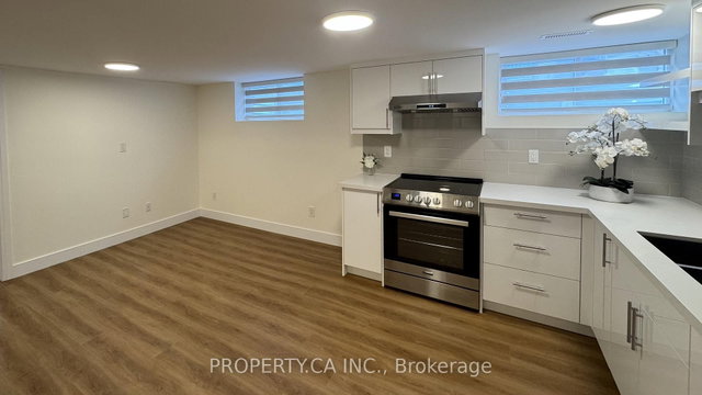 Lower 1 - 60 Lightwood Drive