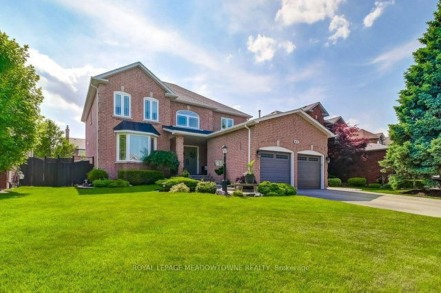 43 Samuel Crescent