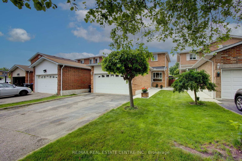 57 Ecclestone Dr, Brampton, L6X 3N2 | Image 2