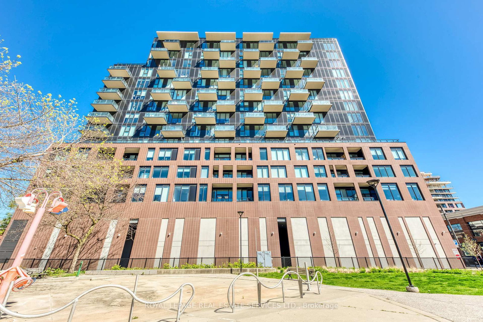 270 Dufferin Street, Unit 1004 - Photo 2