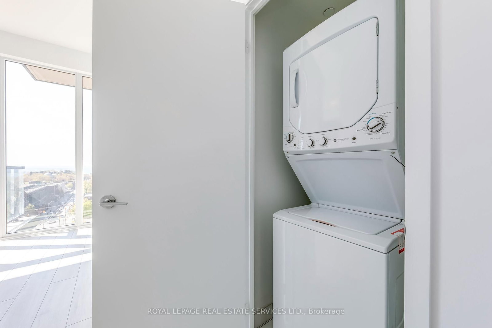 270 Dufferin Street, Unit 1004 - Photo 22