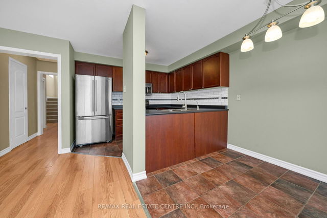 71 Seedhouse Lane