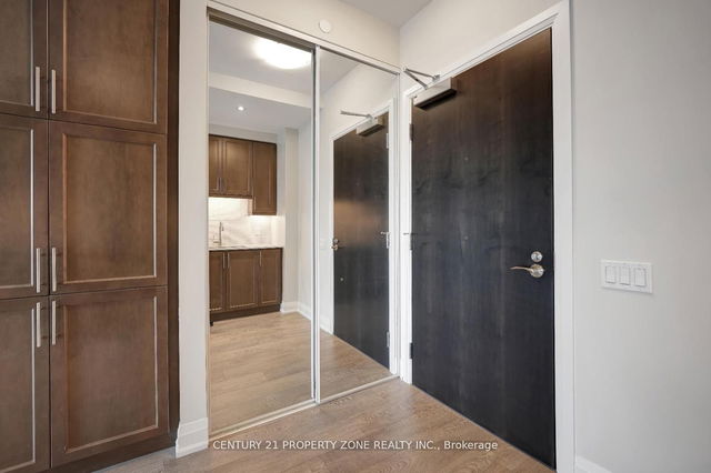 1207 - 15 Lynch Street
