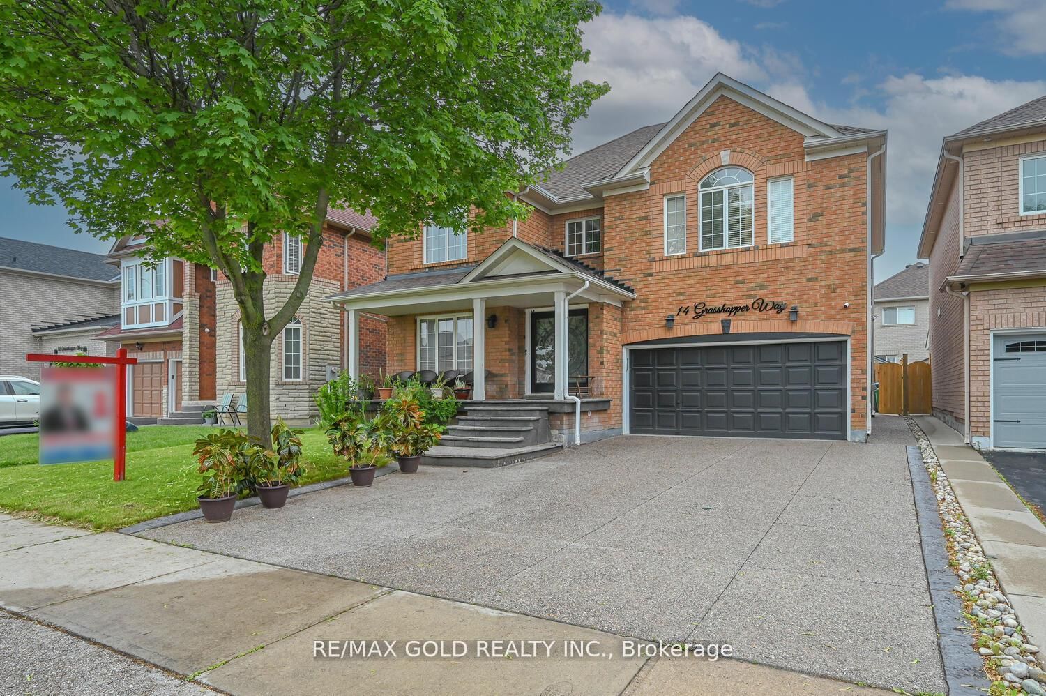 Detached House for sale at 14 Grasshopper Way, Brampton, Ontario, L6R 2J6 - Sandringham-Wellington - MLS: W12227676