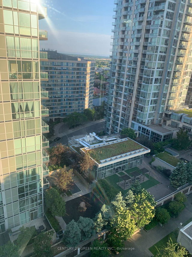 1705 - 220 Burnhamthorpe Road W