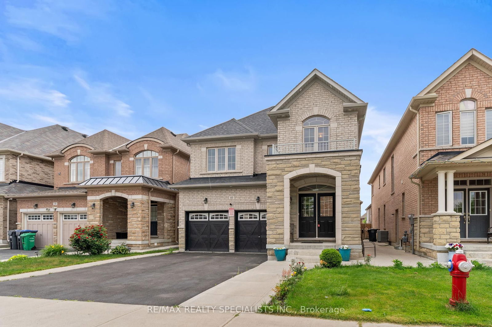 Detached House for sale at 60 Vanwood Crescent, Brampton, Ontario, L6P 2X4 - Vales of Castlemore - MLS: W12227735