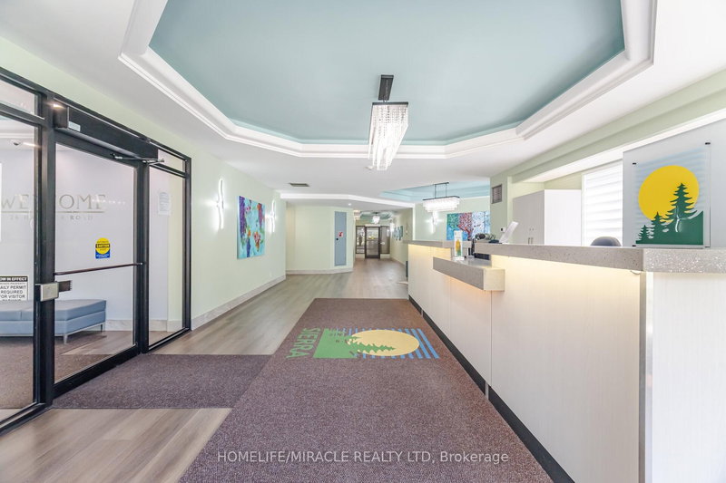 401 - 26 Hanover Rd, Brampton, L6S 4T2 | Image 3