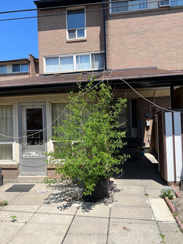 85 - 248 John Garland Boulevard