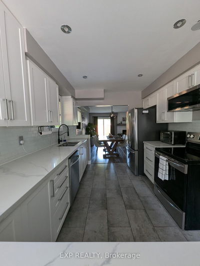 36 Lansing Sq, Brampton - Heart Lake West image-0-2