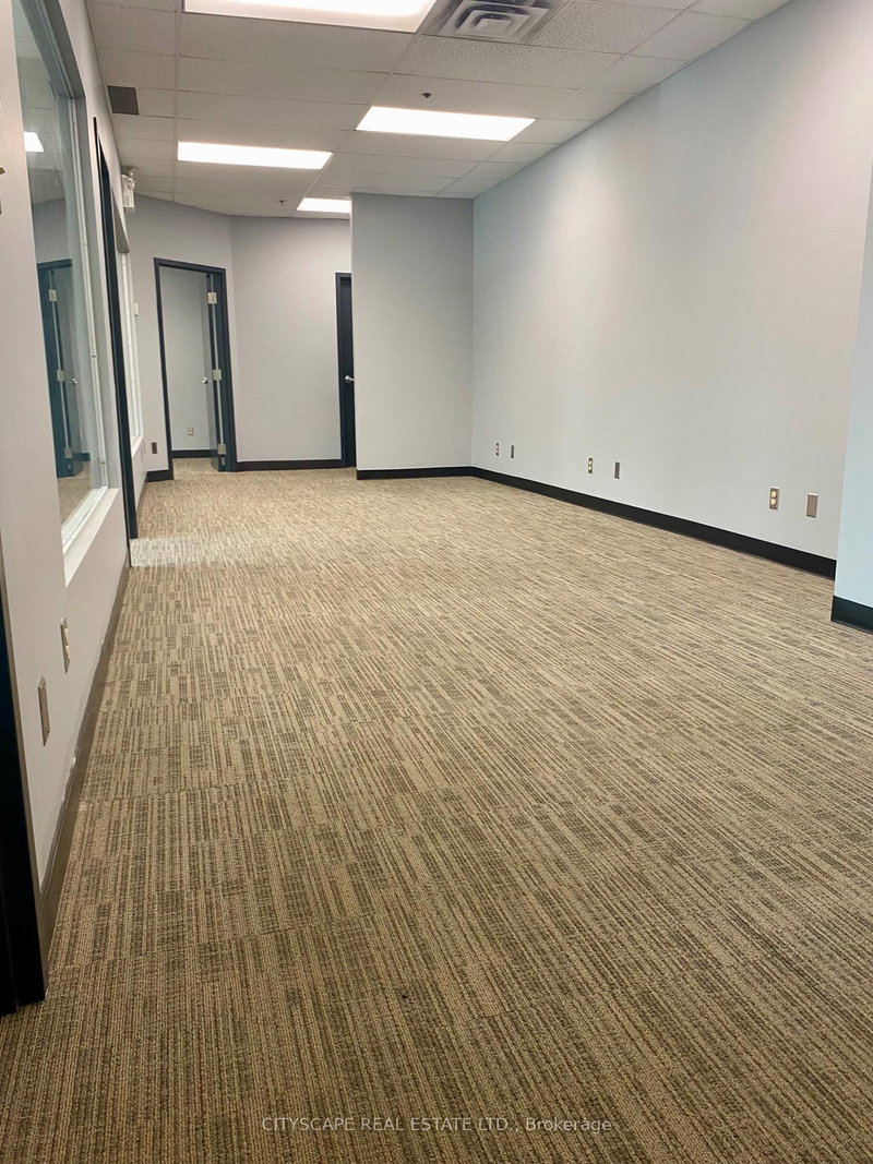 Unit 2 - 7075 Edwards Blvd, Mississauga, L5S 1Z2 | Image 3