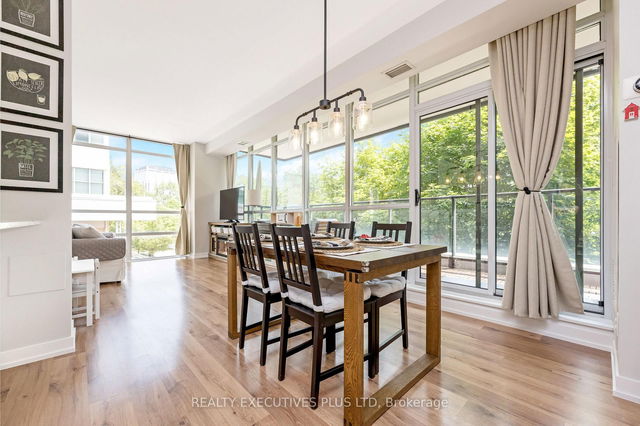 210 - 8 Fieldway Road