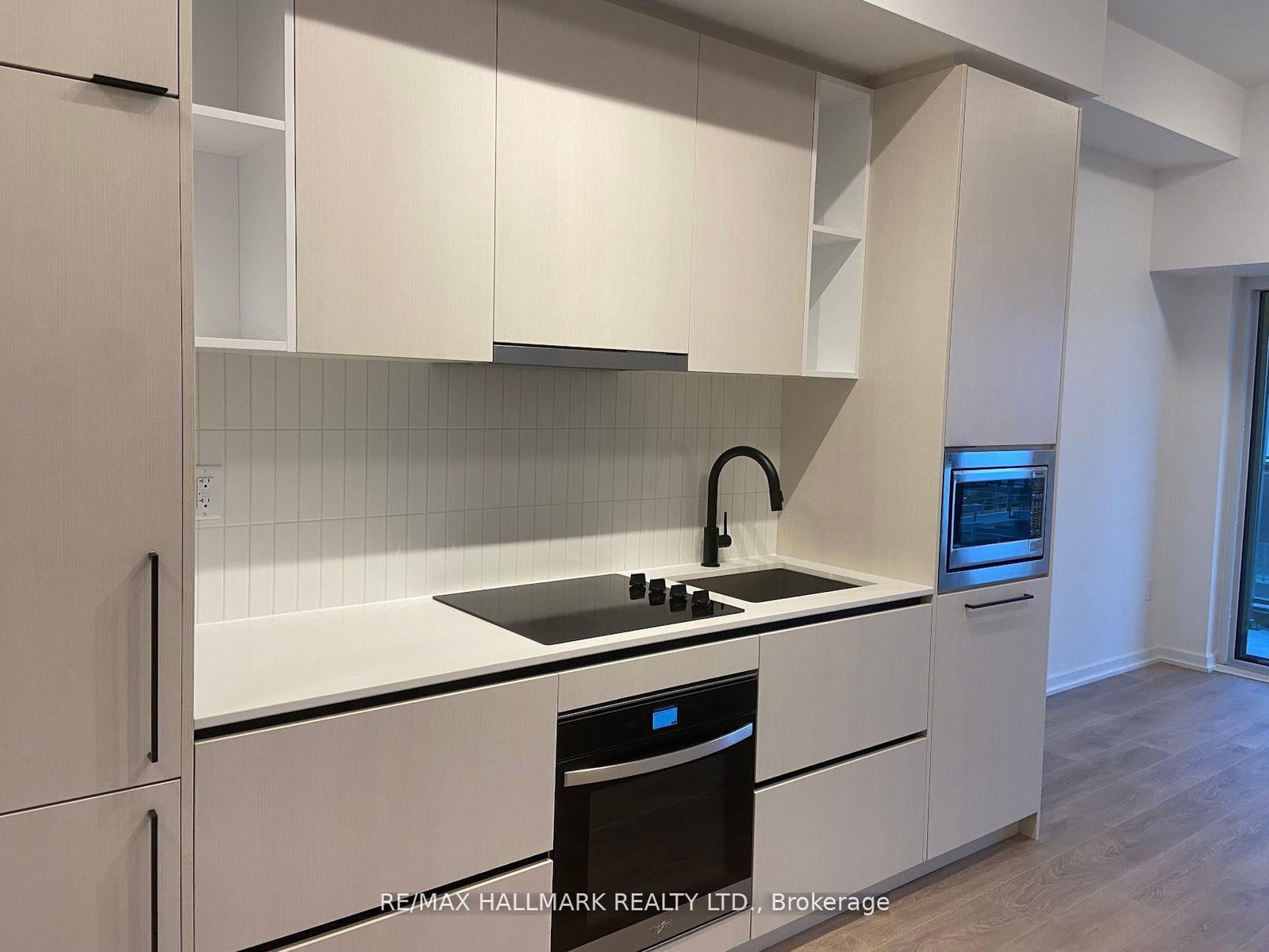 502-1285 Dupont Street, Toronto, ON, photo 2