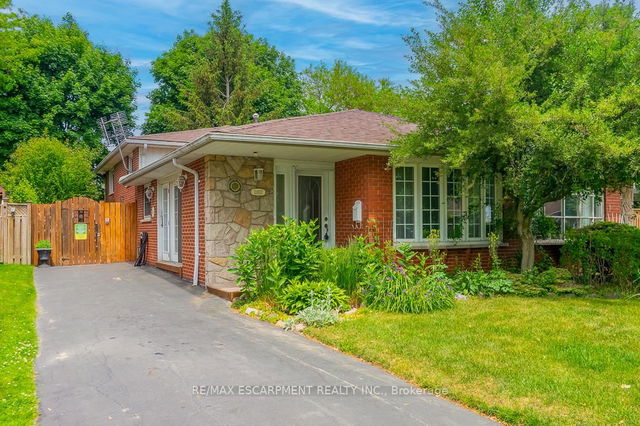2007 SILVERBERRY Crescent