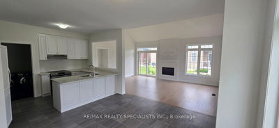 Unit 39 — 26 Clermiston Cres, Brampton - Sandringham-Wellington image-0-3