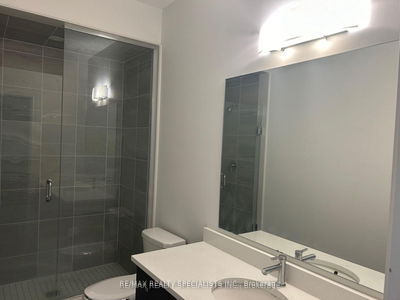 Unit 39 — 26 Clermiston Cres, Brampton - Sandringham-Wellington image-0-4