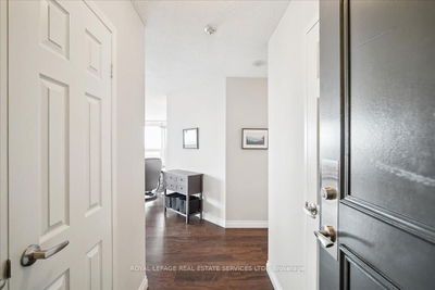 Unit 1707 — 8 Lisa St, Brampton - Queen Street Corridor image-0-1