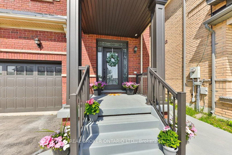 525 Scott Blvd, Milton, L9T 0T8 | Image 2