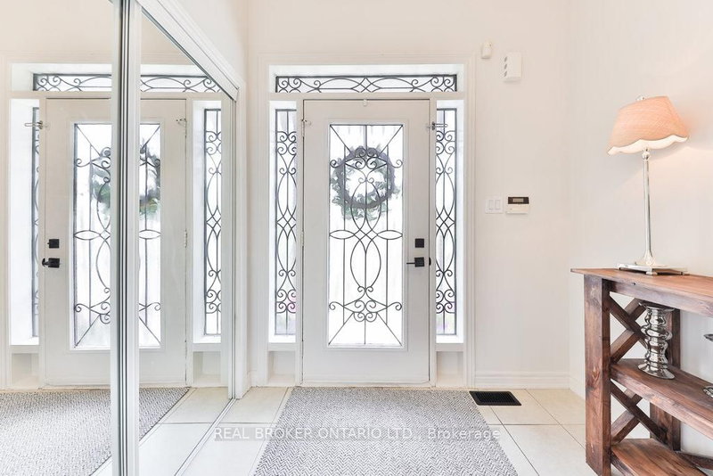 525 Scott Blvd, Milton, L9T 0T8 | Image 3