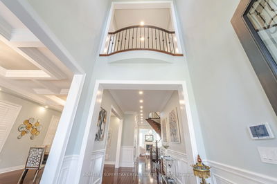 28 Adrian Cres, Brampton - Credit Valley image-0-4