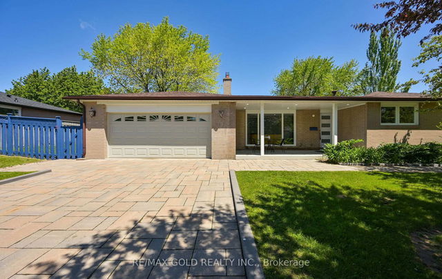 15 Flavian Crescent
