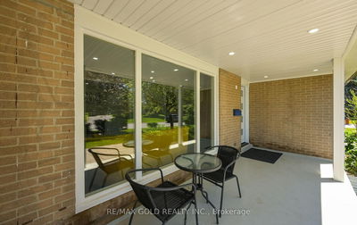 15 Flavian Cres, Brampton - Southgate image-0-2