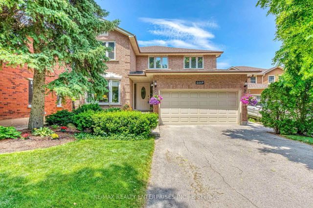 4649 Phoenix Park Crescent