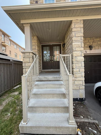4 Hobart Gdns, Brampton - Heart Lake East image-0-4