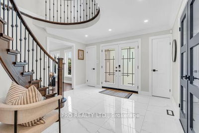 6 Mcfadden Dr, Brampton - Heart Lake East image-0-3