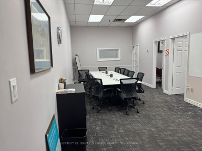 Unit 21 — 4801 Steeles Avenue W — more photos